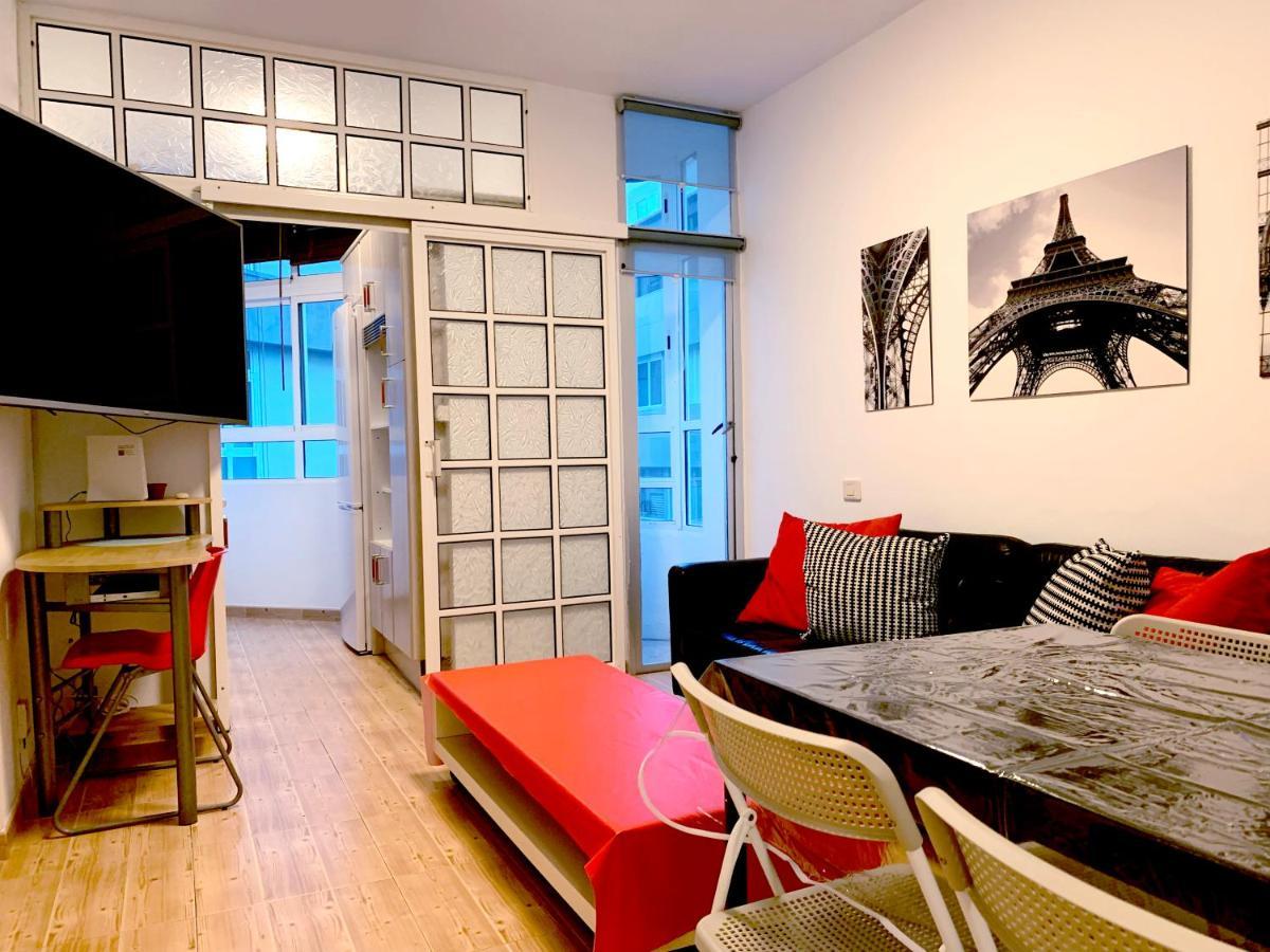 Leilighet Beach Apartment *
